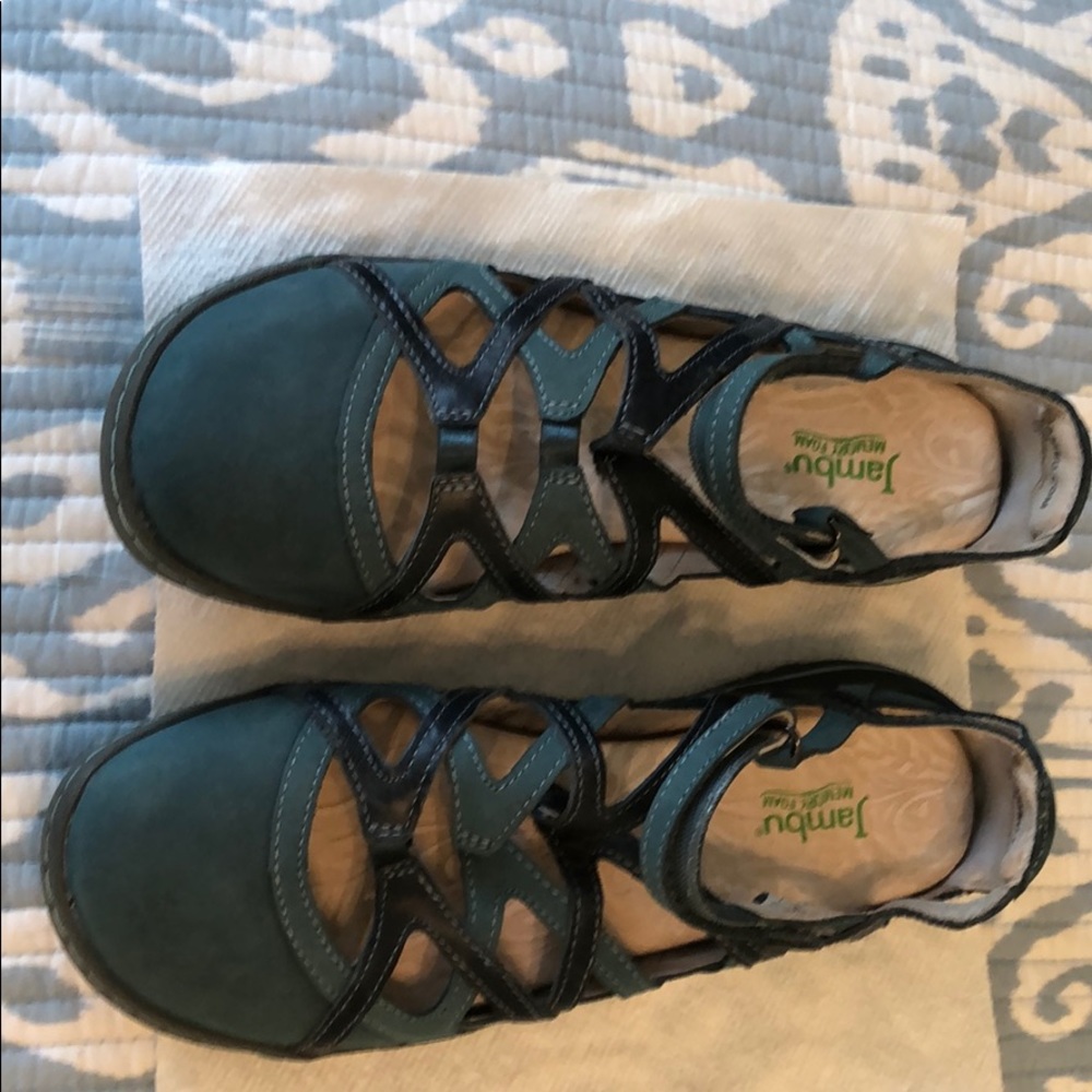 Jambu memory foam shoes size 9M